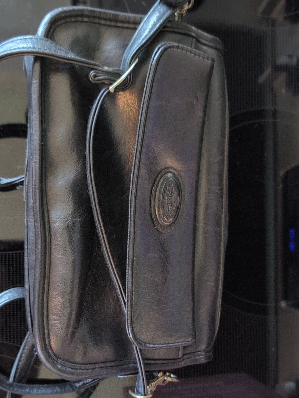 Black Leather Koltov Women’s Shoulder Bag